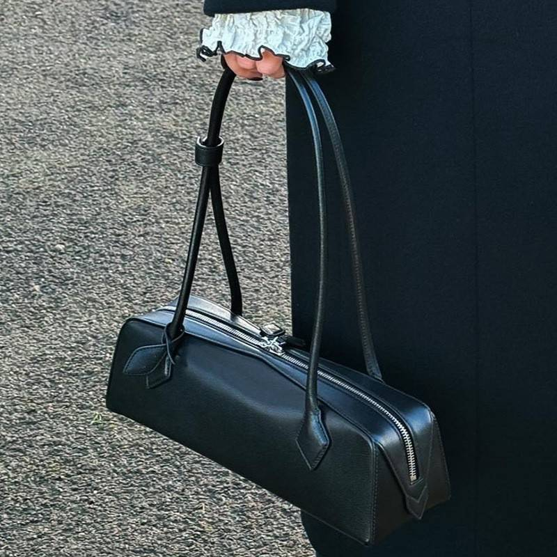 Set con tacchi e borsa da donna: décolleté trasparenti a forma di cuore + borsa a tracolla Sausage (soluzione 2 in 1)_voghion.com