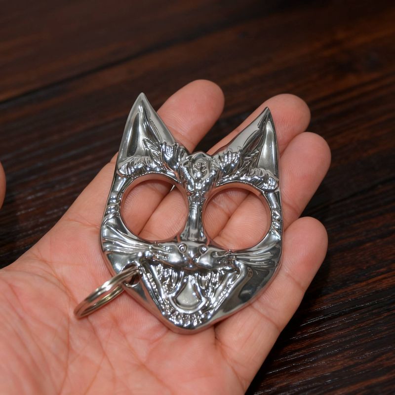 Tirapugni in lega di zinco e ottone, tirapugni a quattro dita, 10*5*1 cm, adatti per autodifesa e combattimento professionale_voghion.com