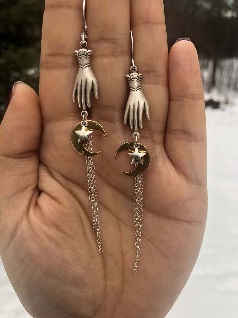 Palm star fringe style ear hook ear earrings accessories_voghion.com