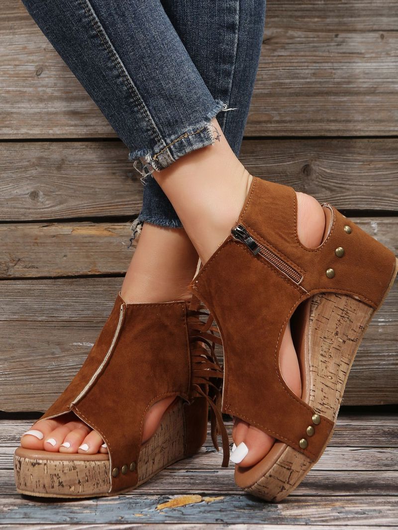 Große Größe Neue Quaste Nieten Slope Fischmaul Wasserdichte Plattform Ausgehöhlte High Heel Damensandalen_voghion.com