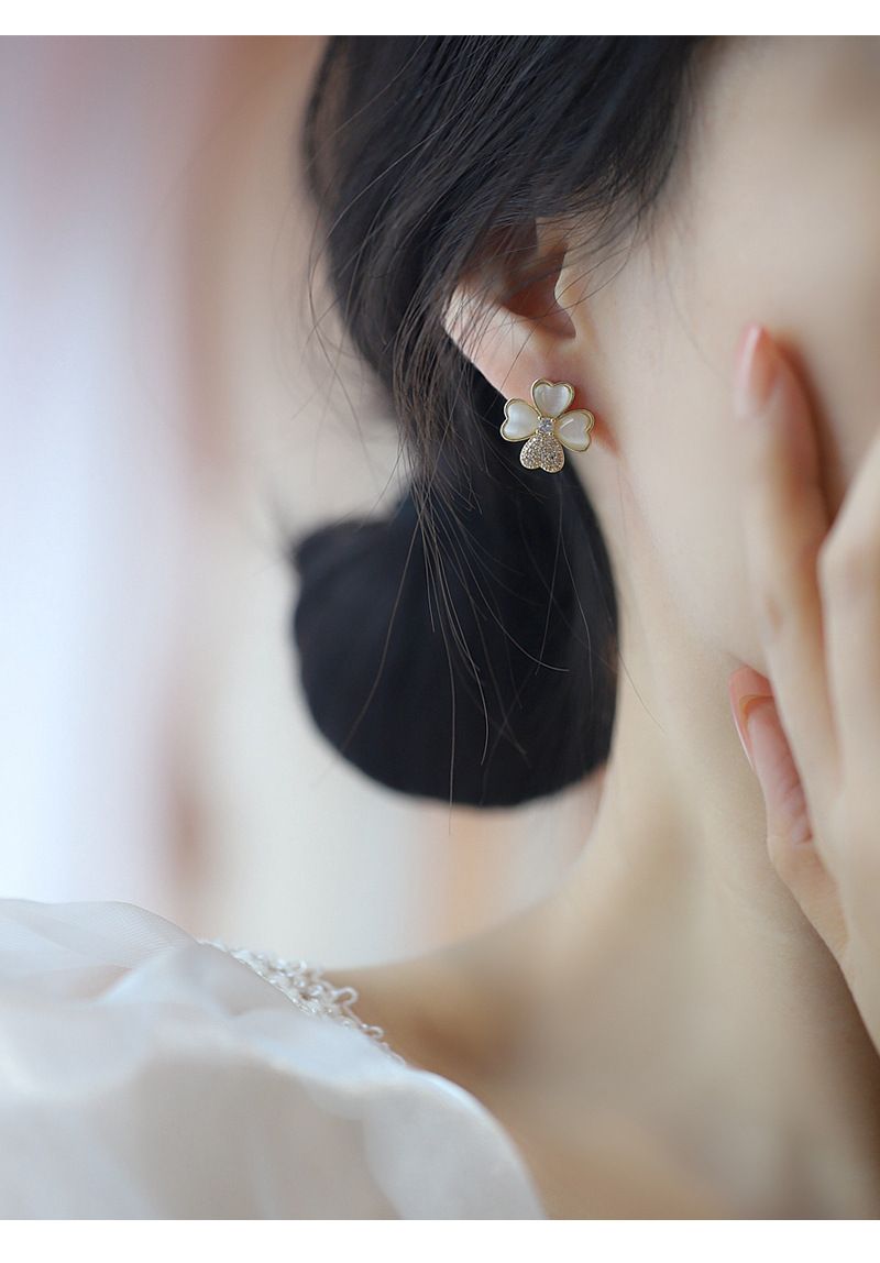 Women's accessories Diamond set simple temperament design sense trend earrings earrings_voghion.com