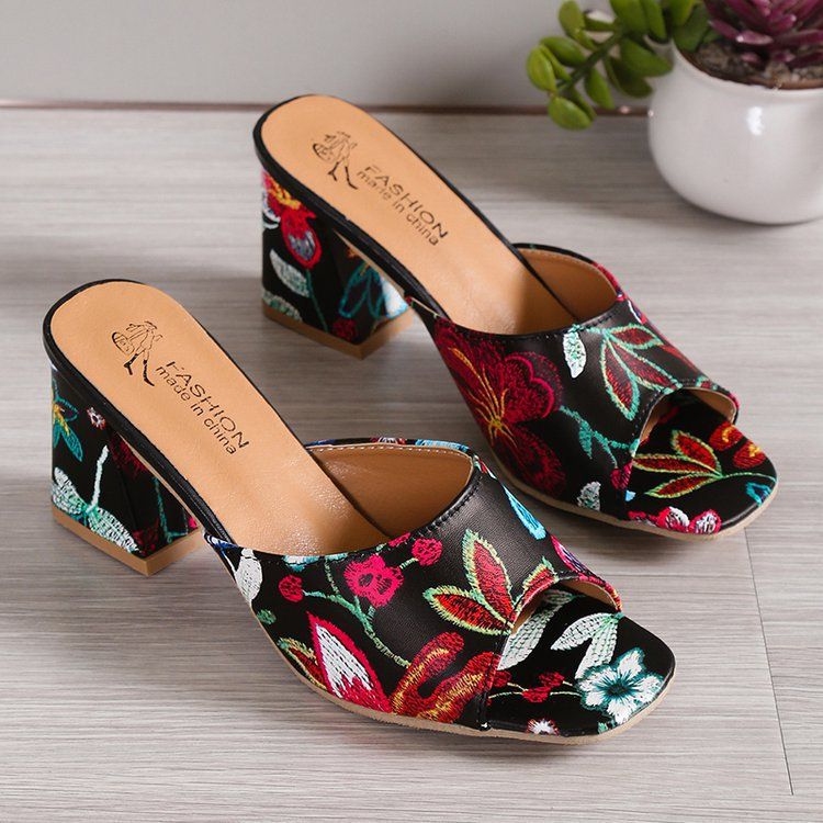 Plus Size Chunky Pantoffels Zomermode Bedrukte Buiten Vierkante Teen Hoge Hak Sandalen Voor Vrouwen_voghion.com