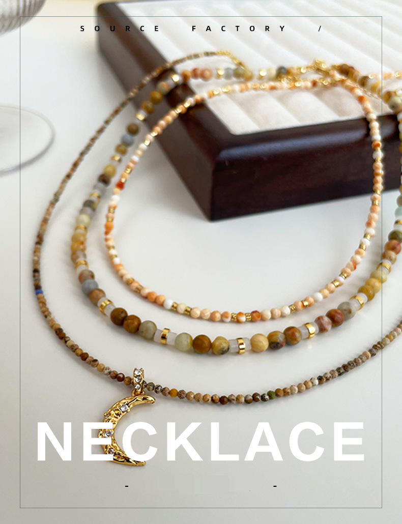 Collier bohème en perles de pierre de lune pour femme, ras du cou fait main avec pendentif en laiton, bijou délicat en pierre naturelle_voghion.com