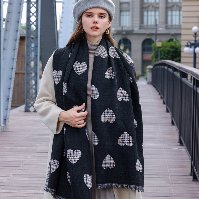 Original design senior love print ladies mid-length warm autumn and winter scarf Commuter scarf_voghion.com