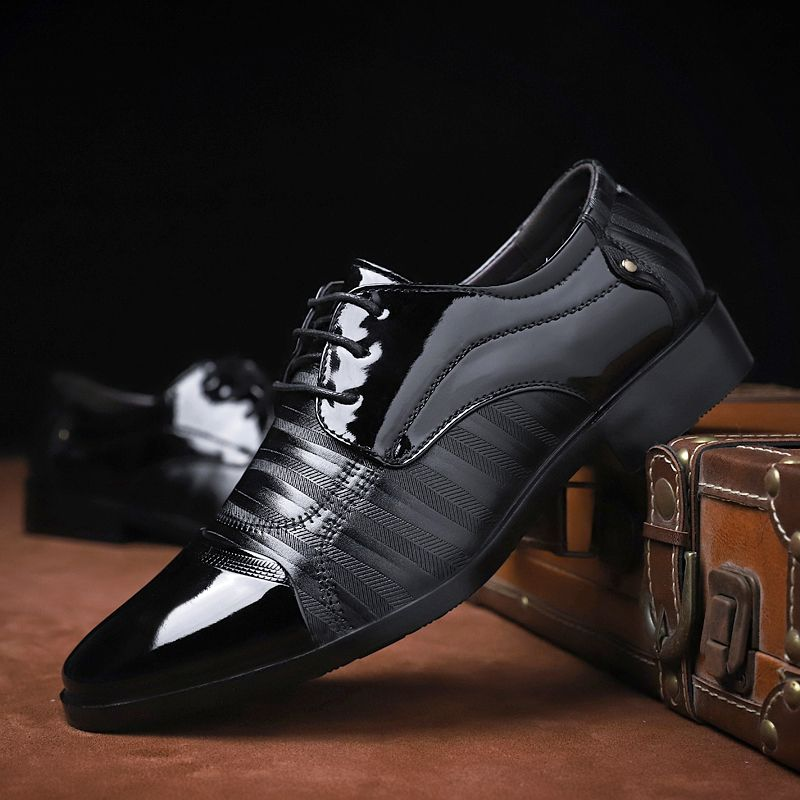 Zapatos de cuero puntiagudos de negocios para hombres de alta calidad, zapatos formales_voghion.com