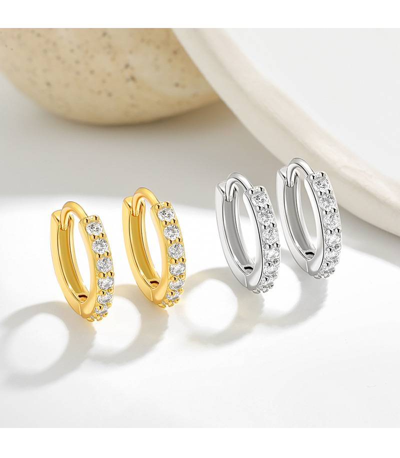 Versatile earrings with simple circular earrings European and American style trendy women sweet diamond studded single row circular earrings_voghion.com