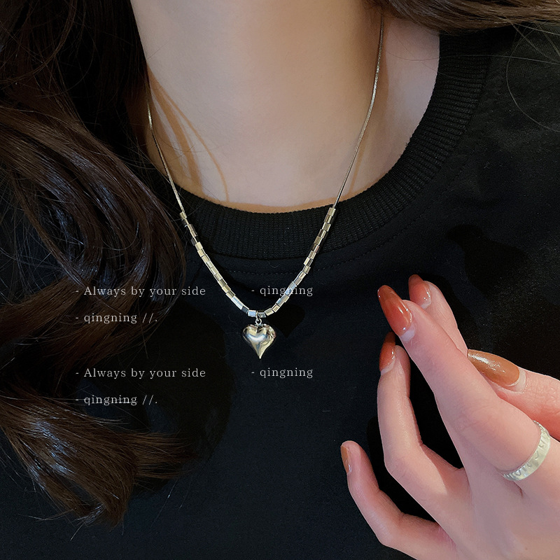 Collana con catena a forma di collare in metallo con temperamento coreano, semplice, amore, stile fresco, design, senso della moda, ornamento per le donne_voghion.com