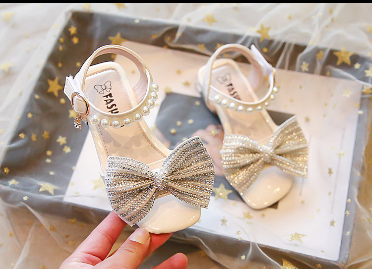 Principessa da ragazza 2023 Estate Nuovi sandali con tacco alto con suola morbida in edizione coreana per ragazzi medi e grandi_voghion.com