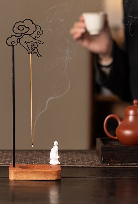 Kreative invertierte Aromatherapie-Hängebrenner für den Innenbereich, Buddha-Handhalter, Tablett, Weihrauchständer, Heim-Zen-Ornament_voghion.com