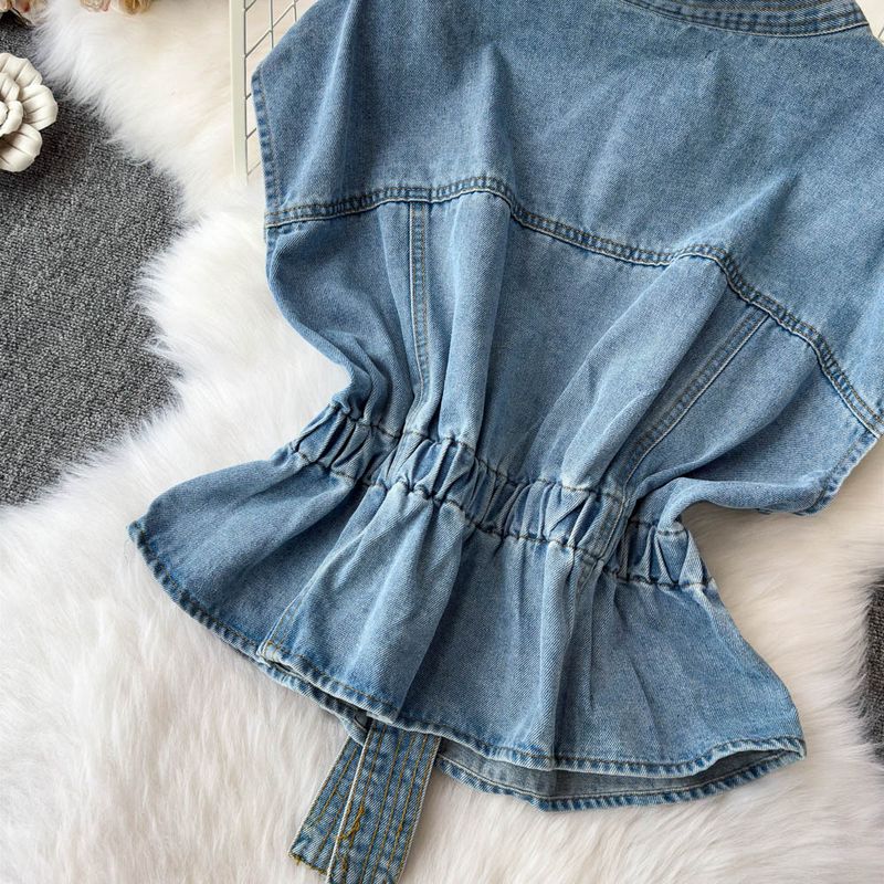 Gilet in denim da donna con cintura in vita e dettagli in strass – Gilet senza maniche azzurro chiaro a trapezio per un look a strati elegante (taglia unica)_voghion.com