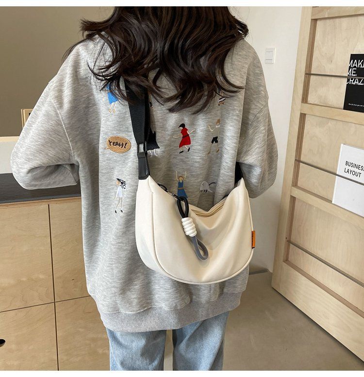 Grande capacità spalla donne 2024 nuova borsa da viaggio casual ascellare, borsa a tracolla per le donne, tessuto Oxford semplice impermeabile_voghion.com