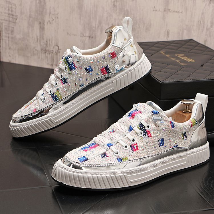 Mocassini bassi con strass per persone pigre, scarpe casual con diamanti pieni, scarpe da uomo basse alla moda con un piede_voghion.com