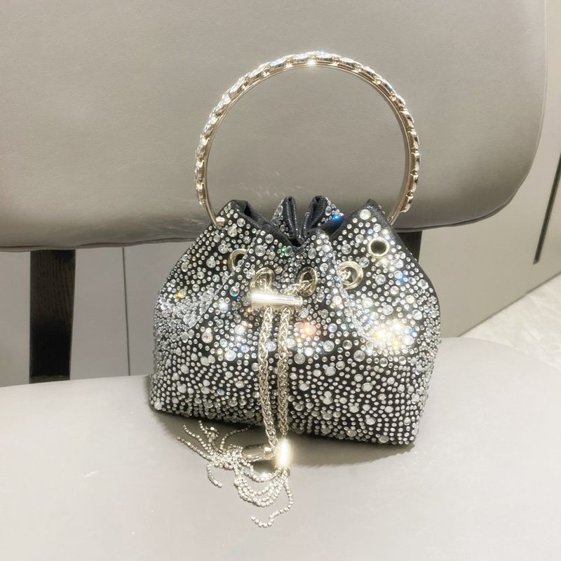 Damentaschen, Handtaschen, Diamant-Kristall-Beuteltaschen, Damentaschen mit Metallring, Damentaschen in Vulkansteinfarbe, Sprühfarbe_voghion.com