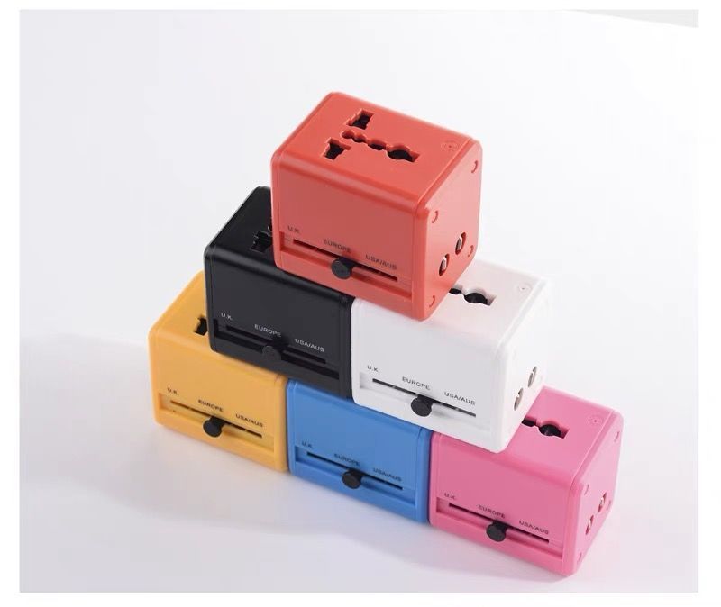 Travel Adapter For Overseas Trips, Multi-Functional US-EU-DE-UK Standard Converter, Universal Charger, Fast Charging_voghion.com