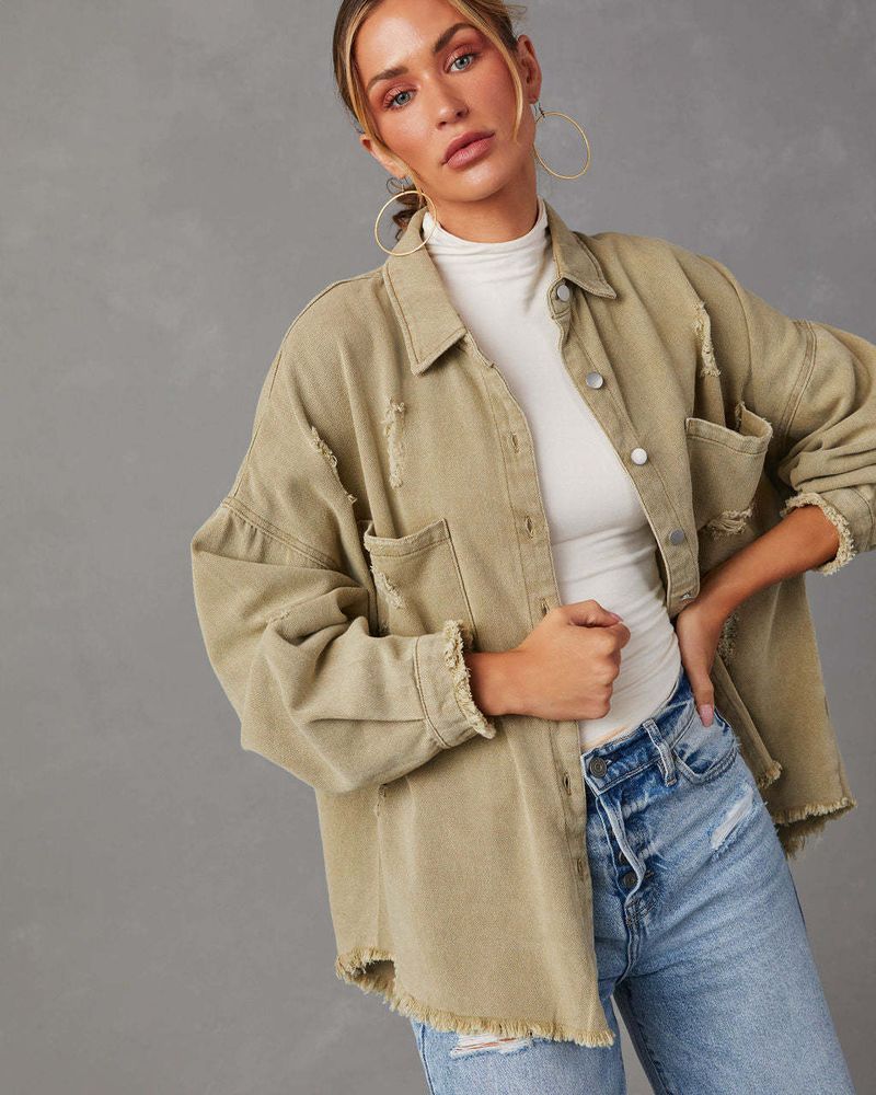 Giacca in denim vintage con frange e effetto consumato, da donna – Cappotto oversize in stile boho cowgirl con dettagli strappati (colori multipli)_voghion.com