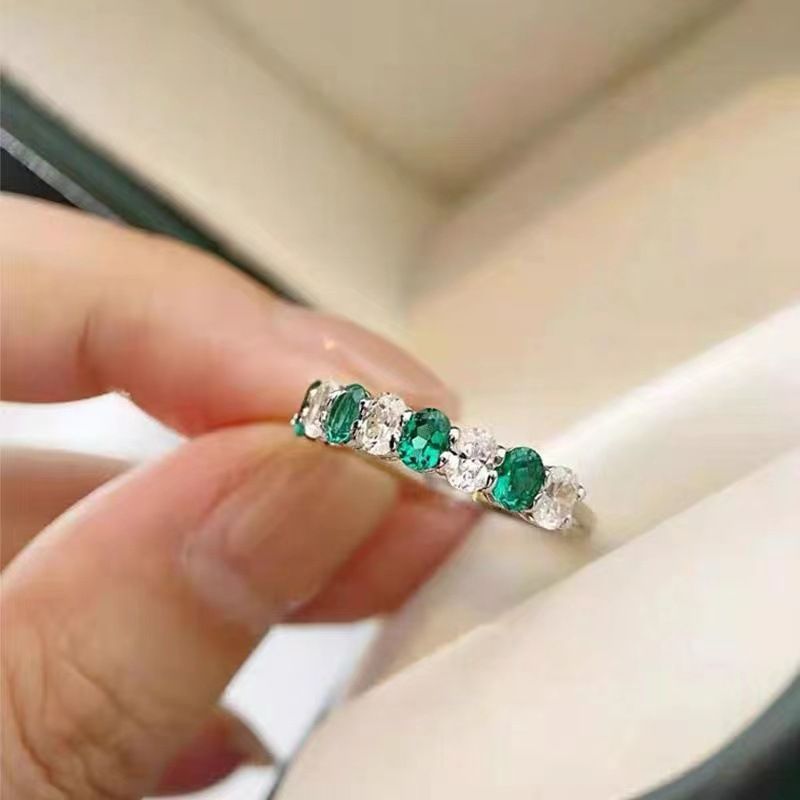 Live New Niche Design Emerald Row Diamond For Women, Light Luxury High-end Fresh Versatile Ring_voghion.com