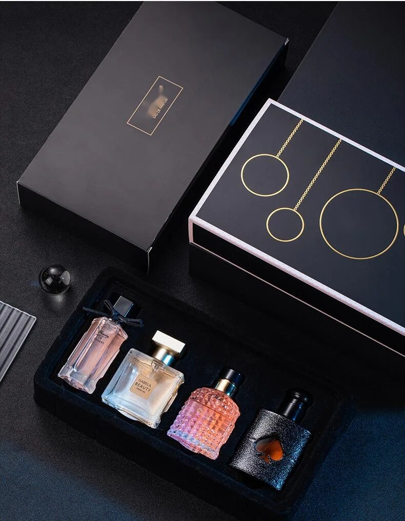 Nauji 520 Valentino dienos dovanų dėžutės kvepalai keturių dalių rinkinys Black Opium Lady kvepalai ilgai išliekantys švieži kvepalai_voghion.com