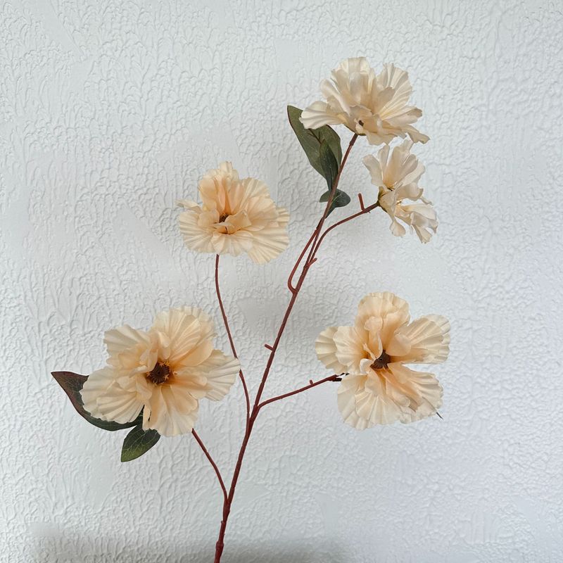 Fleurs artificielles et séchées couleur champagne pour plafond de salle de cérémonie de mariage, guide routier, décoration d'hôtel_voghion.com