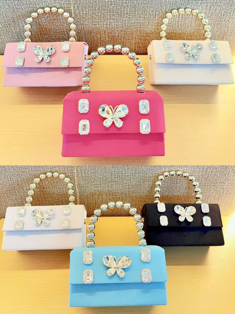 Borse da sera da donna Borsa a mano con diamanti incastonati a farfalla Borsa a mano con diamanti Piccola borsa quadrata da banchetto in raso di seta Borsa a tracolla per cena_voghion.com