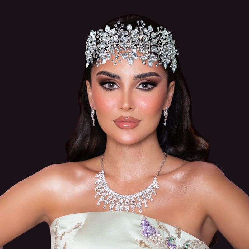 Handgemaakte bruidshoofdtooi met strass steentjes, hartvormig, geperst, zacht haarbandje_voghion.com
