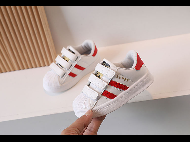 Kinder Shell Kopfteil 2024 Frühjahr Neue Atmungsaktive Mädchen Kleine Weiße Jungen und Babys Anti-slip Casual Schuhe_voghion.com