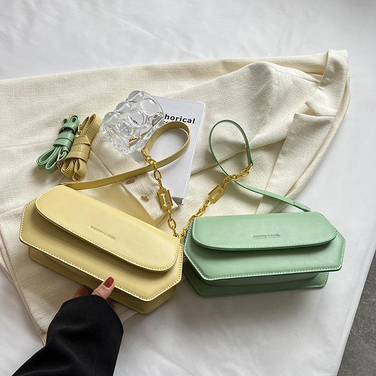 Niche Design Borsa piccola 2023 Nuova moda primavera ed estate Borsa baguette sotto le ascelle Borsa da donna con catena di fascia alta Borsa a tracolla_voghion.com