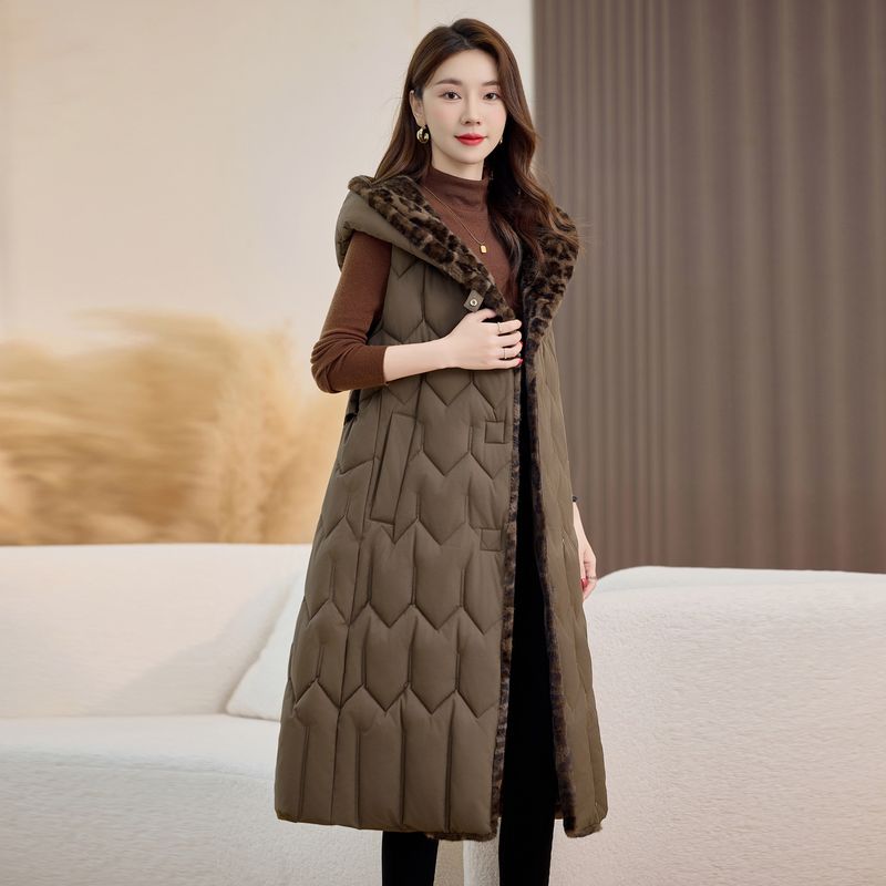 Langer Puffermantel mit Kunstfellkapuze – Damen Winterjacke (Winddicht, Slim Fit, Steppfutter, S-XXL)_voghion.com