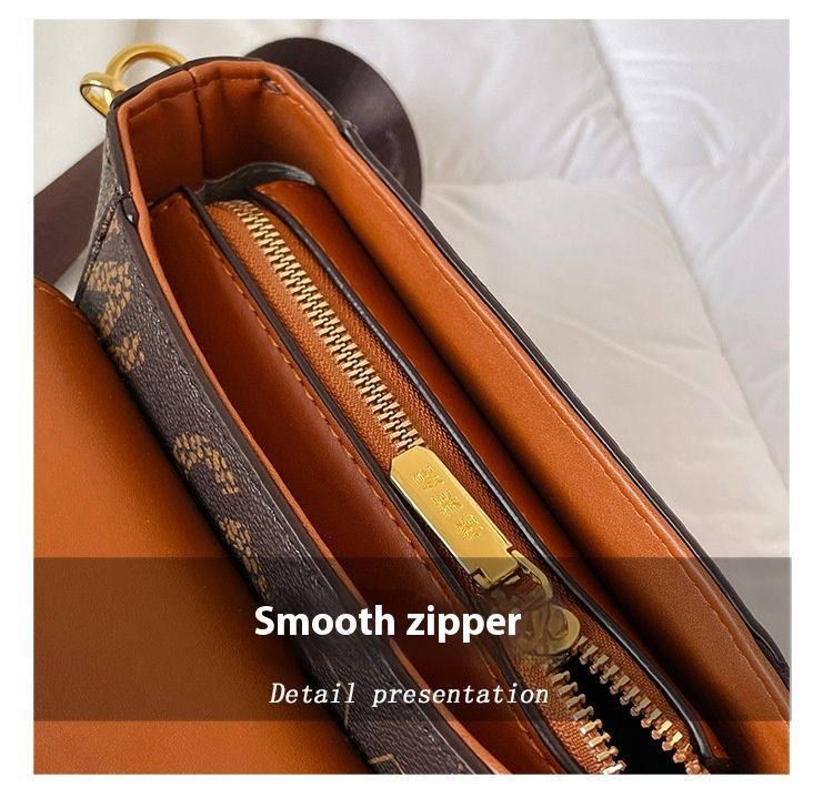 French niche esign women's 2024 new light luxury fashion printe small square versatile one shouler crossboy bag_voghion.com