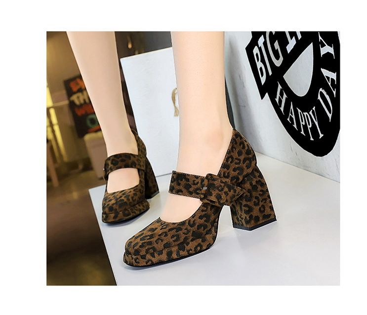 9613-6 style high thick heels, waterproof platform, suede, straight line with belt buckle, shallow mouth Mary Jane_voghion.com