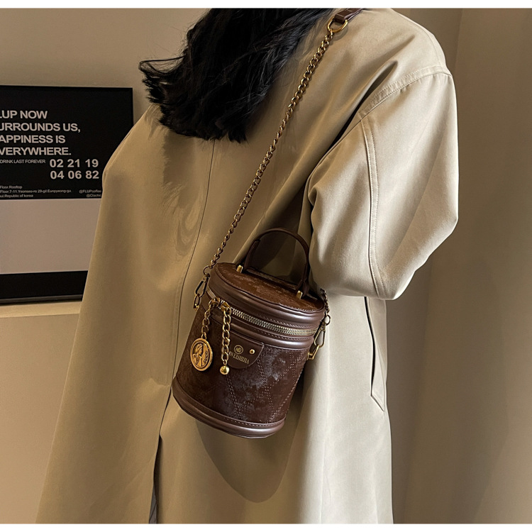 2024 m. Naujas Retro Bucket Krepšys, Universali grandinėlė, Madingas rankinis pečių krepšys, Didelės talpos madingas Crossbody Bag, madingas_voghion.com