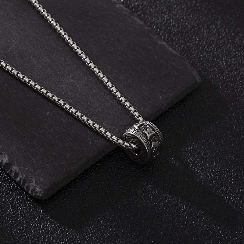 Buddismo tibetano Acciaio inossidabile Sei parole Mantra Collana Uomo Preghiera circolare Collana pendente spirituale Gioielli da donna_voghion.com