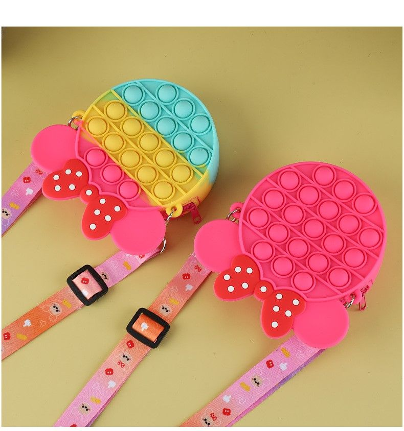 Silicone children's crossbody with pressed bubbles, silicone small rodent killer pioneer, Michimini one shoulder bag,_voghion.com