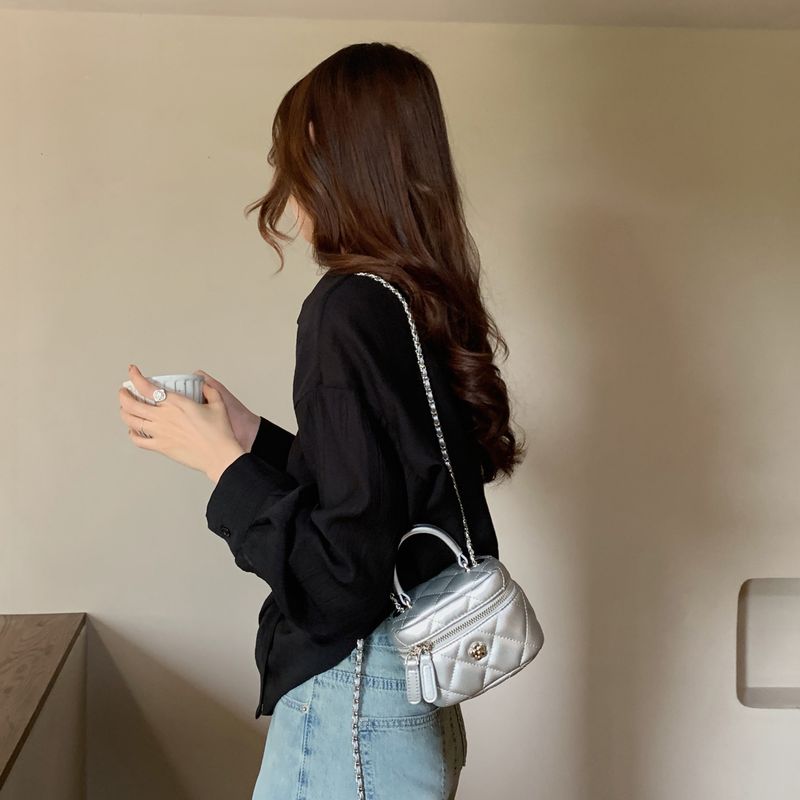 Bolsas femininas pequenas, caixa feminina, nova bolsa de ombro com corrente, 2023_voghion.com