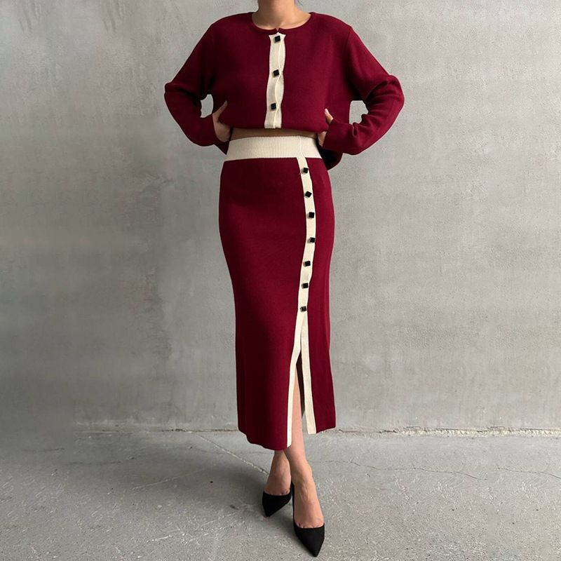 Completo da donna con maniche lunghe e bottoni - Completo in maglia a due pezzi slim fit con blocchi di colore (bianco, nero, rosso) - S/M/L/Xl/Xxl_voghion.com