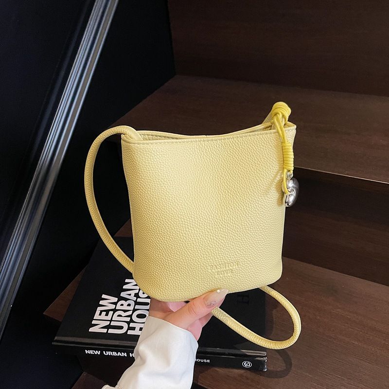 Tendenza estiva piccola per le donne 2025, nuova borsa a tracolla semplice e versatile, squisita, mini e super popolare._voghion.com