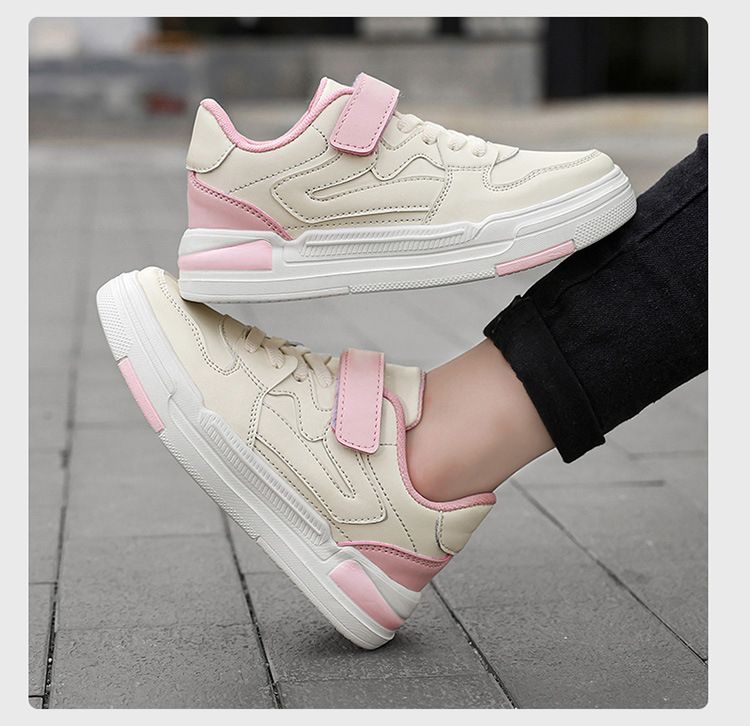 Kinderschuhe Kinderschuhe Kindersportschuhe Jungen 2024 Frühjahr Mädchen Lederplattenschuhe mittlere und große Kinder Freizeitschuhe_voghion.com