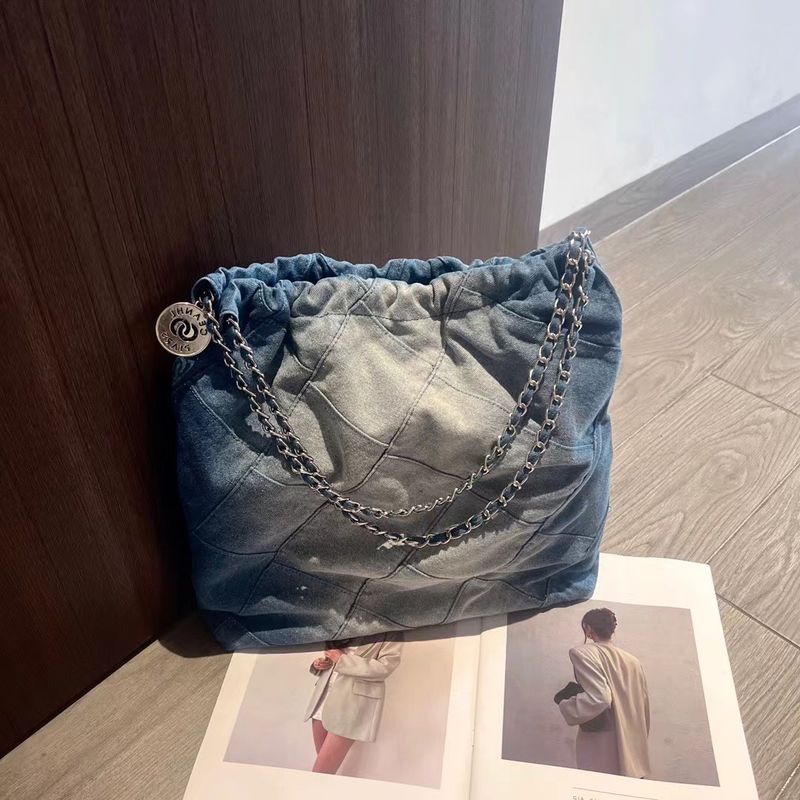 Internet Celebrities With Casual Multifunctional Washed Quilted Chain Garbage Bag 2025 Fall Winter New Women's Bags Fashionable And Versatile_voghion.com