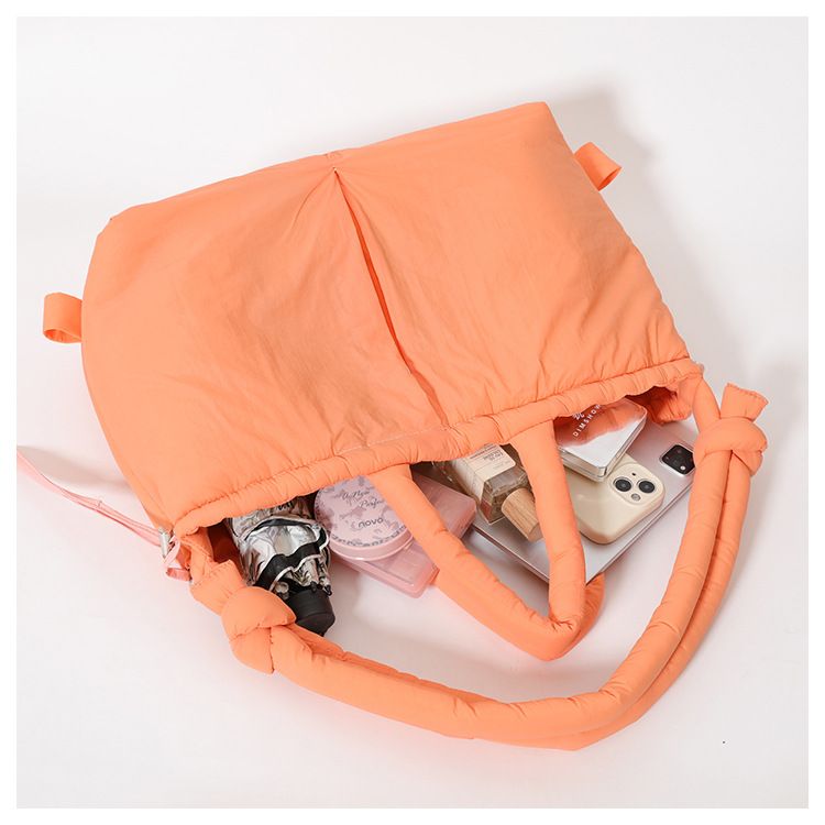 New style portable down cotton bag winter versatile fashion shoulder messenger bag multifunctional pleated casual backpack_voghion.com