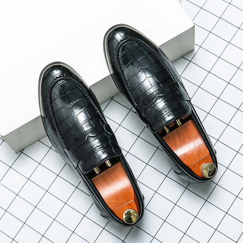 2025 Neue Sommer-Slipper für Herren, Business-Casual, große Lederschuhe_voghion.com