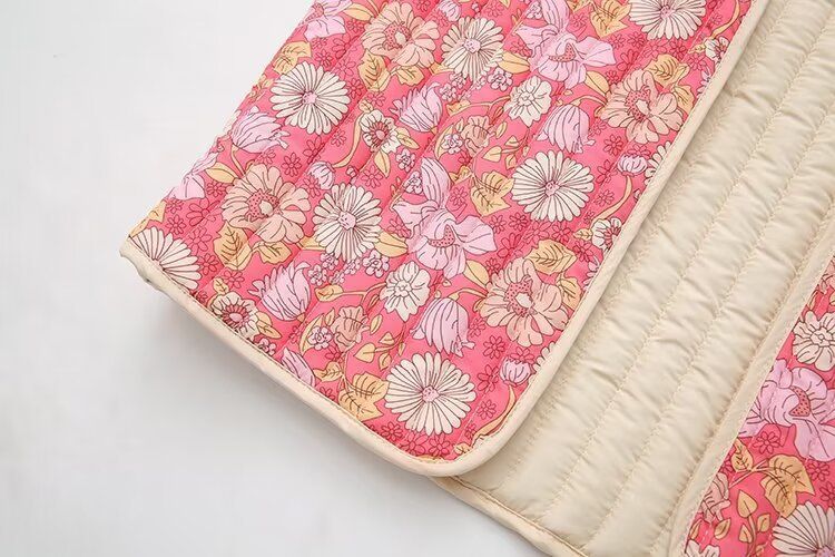 Vêtements pour femmes 2024 été nouvel article petit gilet en coton double face à motif floral_voghion.com