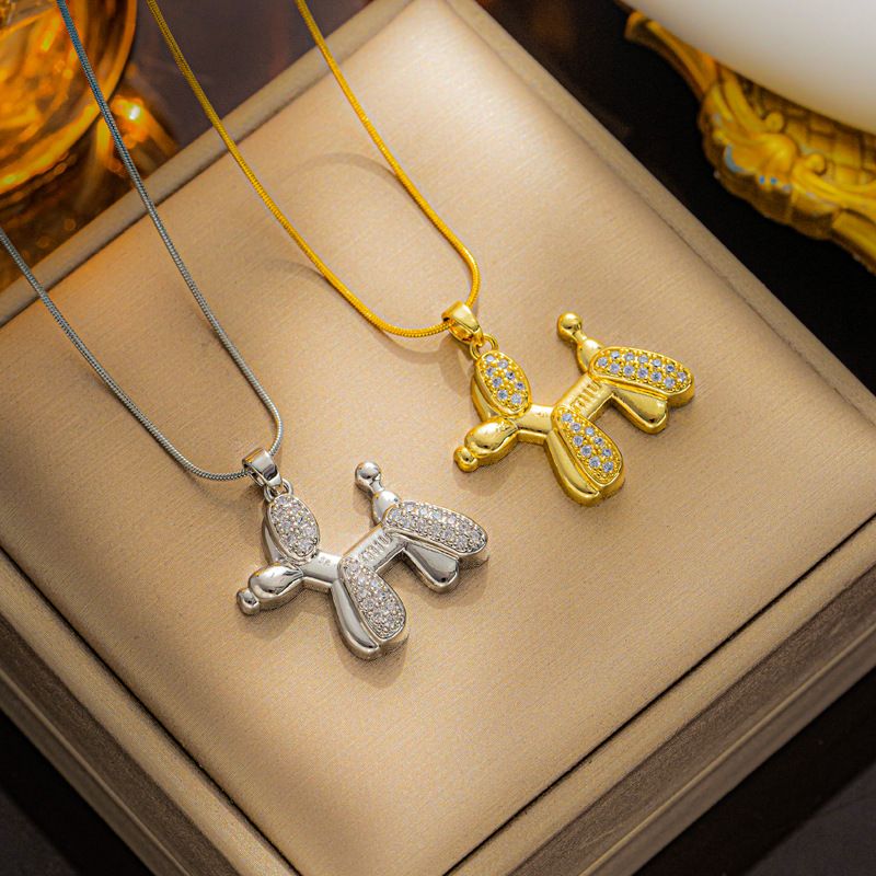 Nuevo collar para mujer, edición coreana, conjunto sencillo con circonita, acero de titanio, bonito colgante de perro con globo, collar versátil_voghion.com