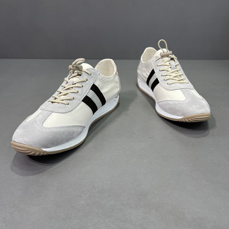 Printemps nouveau décontracté Forrest Gump couche supérieure en peau de vache léger luxe petites chaussures pour hommes blanches_voghion.com