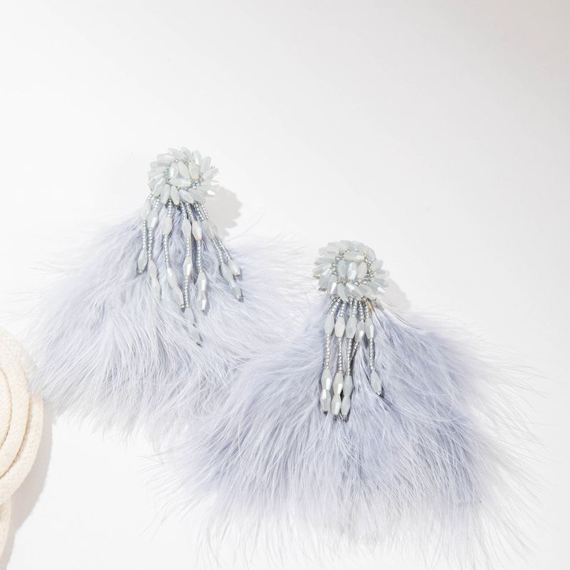 Soft White Feather Niche Design Gentle Stud For Women High-end Tassel Earrings Jewelry_voghion.com