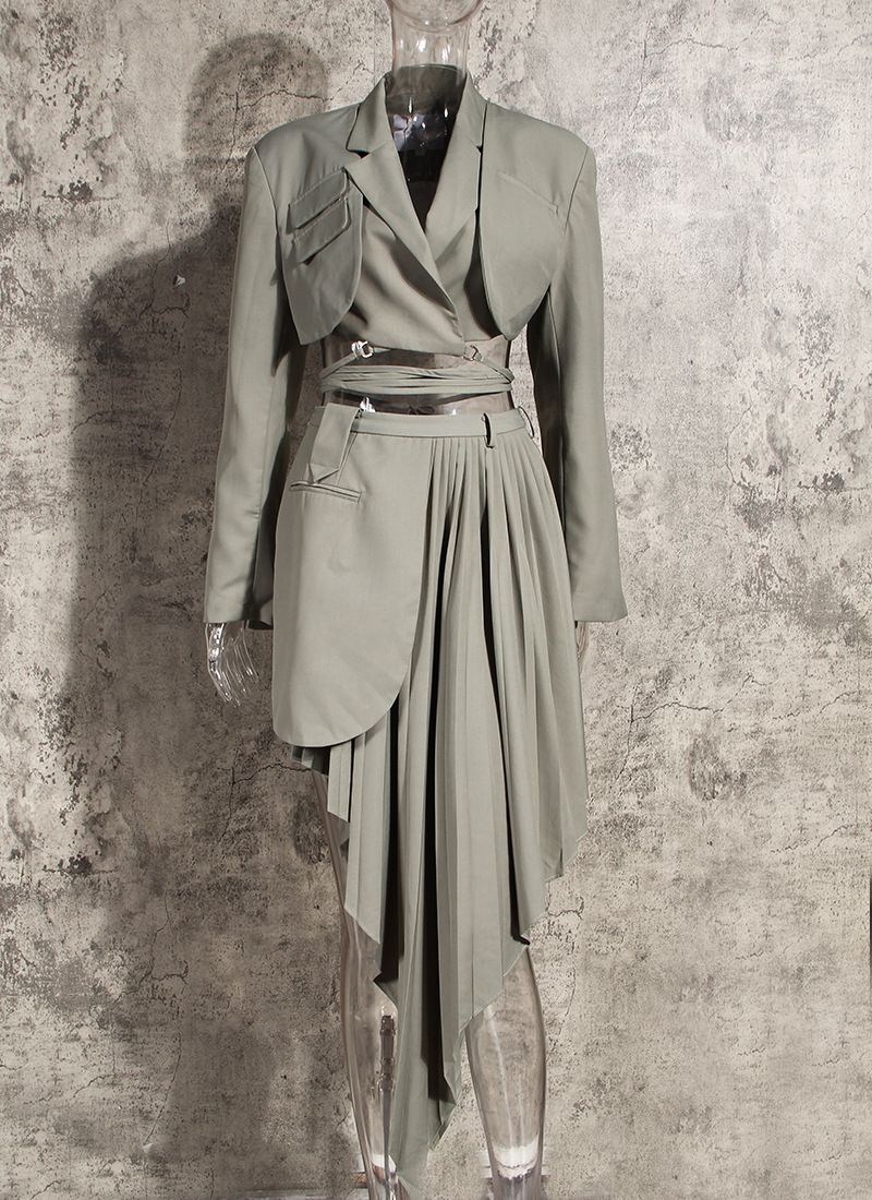 Giacca da donna in due pezzi, gonna asimmetrica, design con sensazione di esplosione di vita da strada_voghion.com