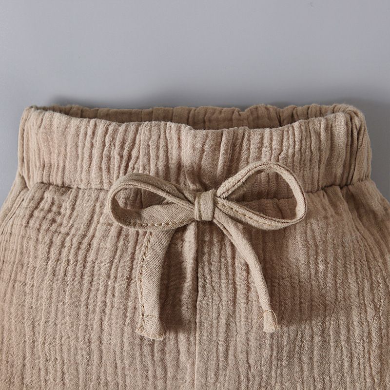 Mère et enfants Style d'été pour filles, haut à manches courtes imprimé avec lettres + short marron clair, vêtements deux pièces pour enfants_voghion.com