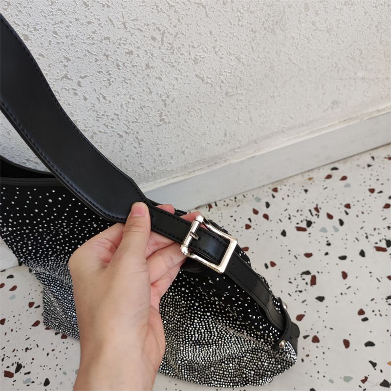 2025 Spring And Summer New Luxury Bucket Women's Bag Shoulder Crossbody Bag Fashion Hundreds_voghion.com