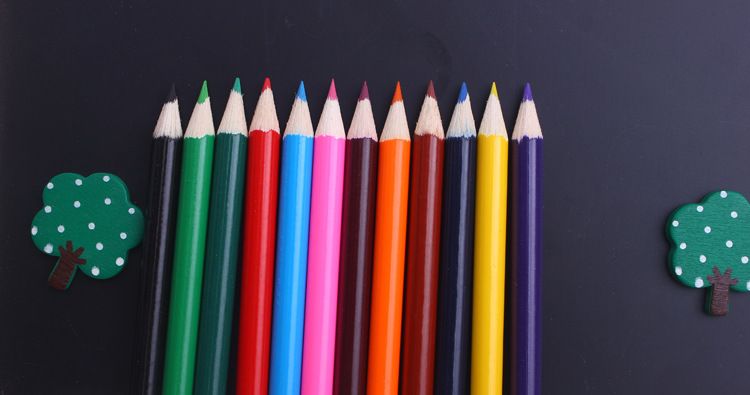 Lápis de madeira curtos vibrantes de 12 cores para crianças - perfeitos para desenhar, rabiscar e projetos de arte | Presente ideal para crianças em idade pré-escolar e jardim de infância_voghion.com