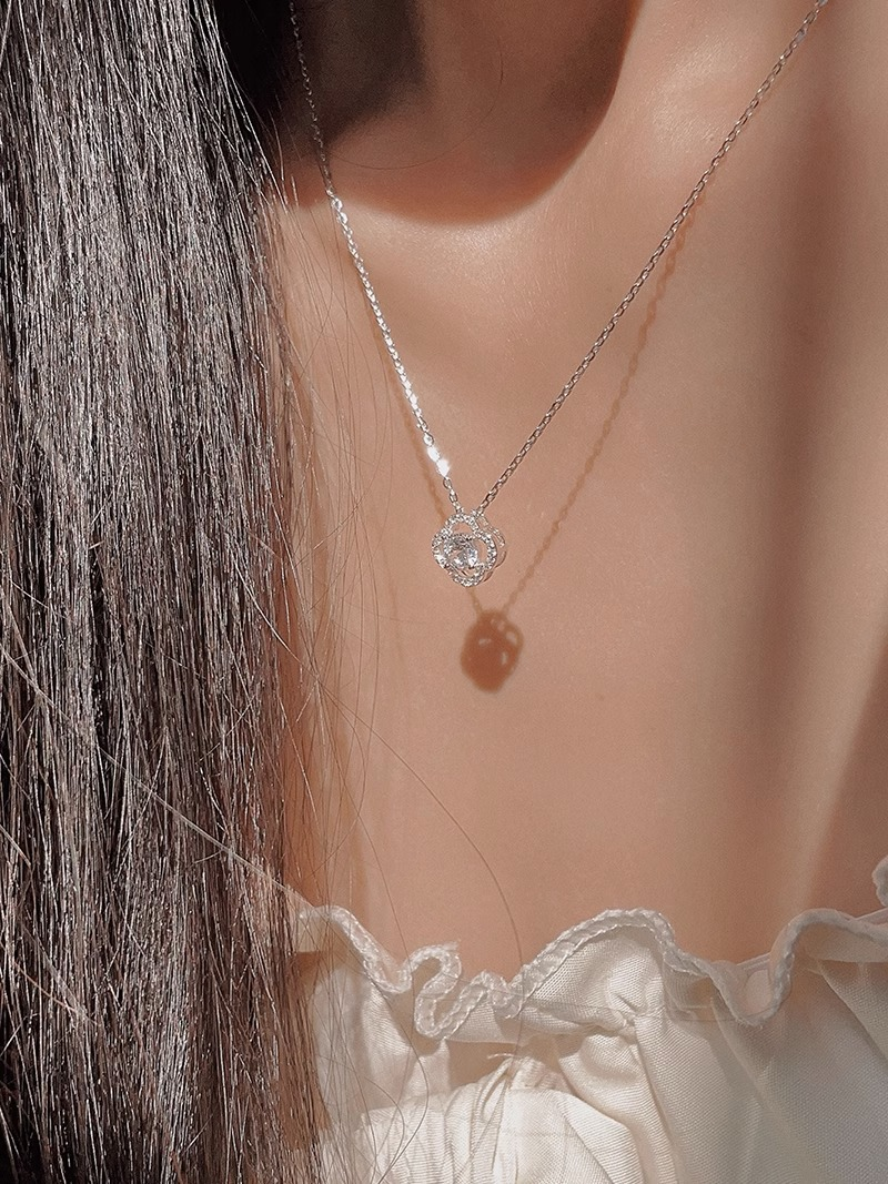 Halskette mit Kleeblatt-Anhänger, zierliche Halskette, Geschenke für Sie_voghion.com