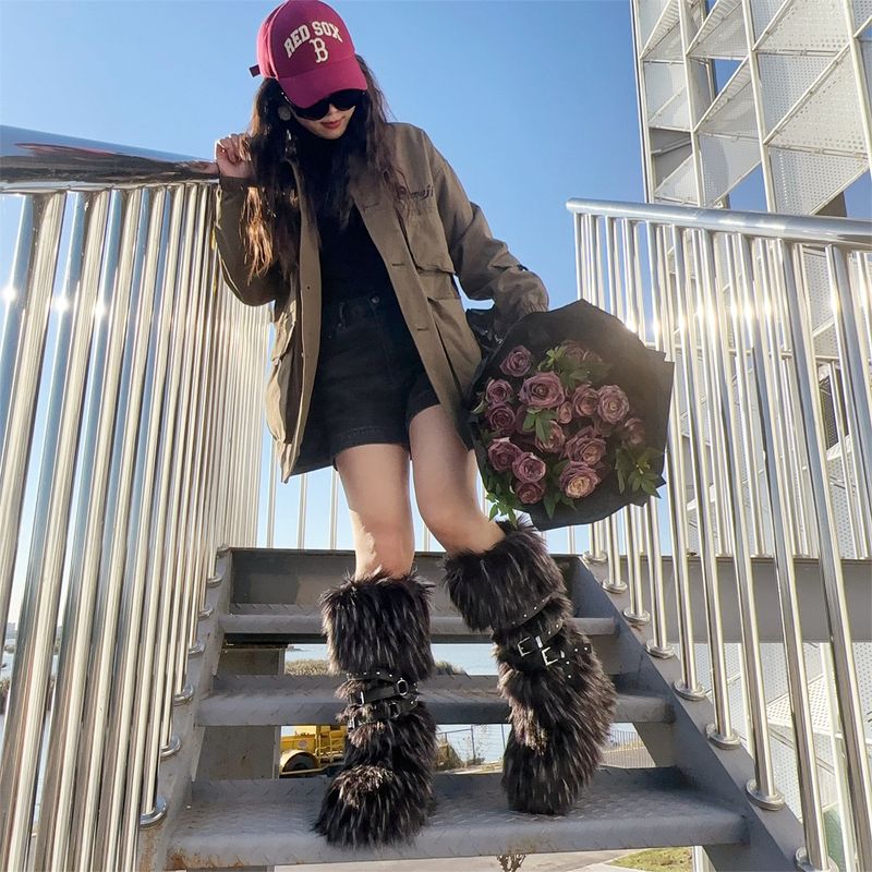 Botas de invierno con plataforma plana estilo punk para mujer, con tachuelas y piel sintética: antideslizantes, cálidas y a la moda (varios colores y tallas disponibles)._voghion.com
