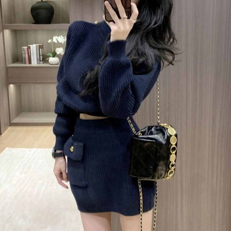2024 Autumn Winter New Little Fashionable Chic Knitted Half Street Style Internet Celebrity Two-Piece Set Short_voghion.com